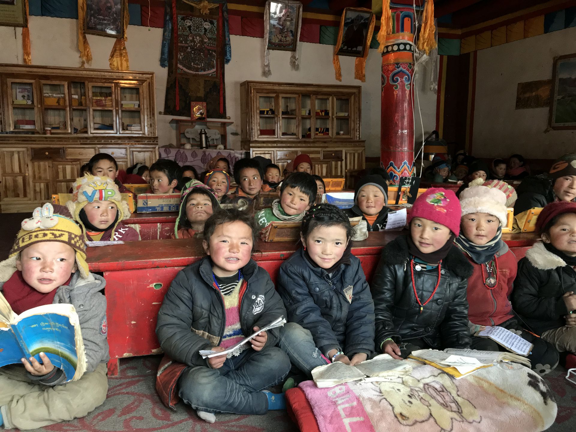 hth华体网站登录入口-华体(中国)公益回顾丨家国同欢月同圆 温暖满载甘孜州(图11)